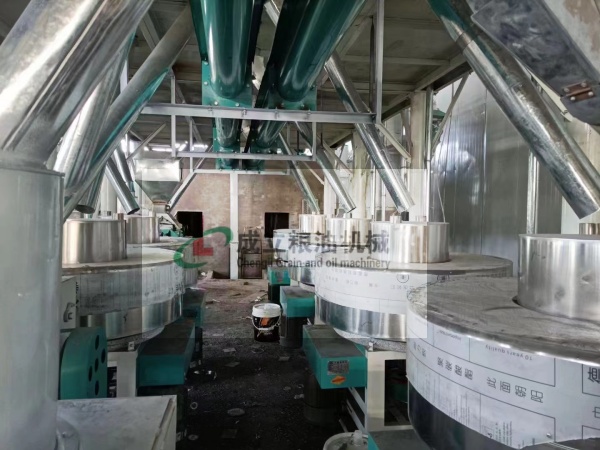 自动化石磨面粉加工设备流水线